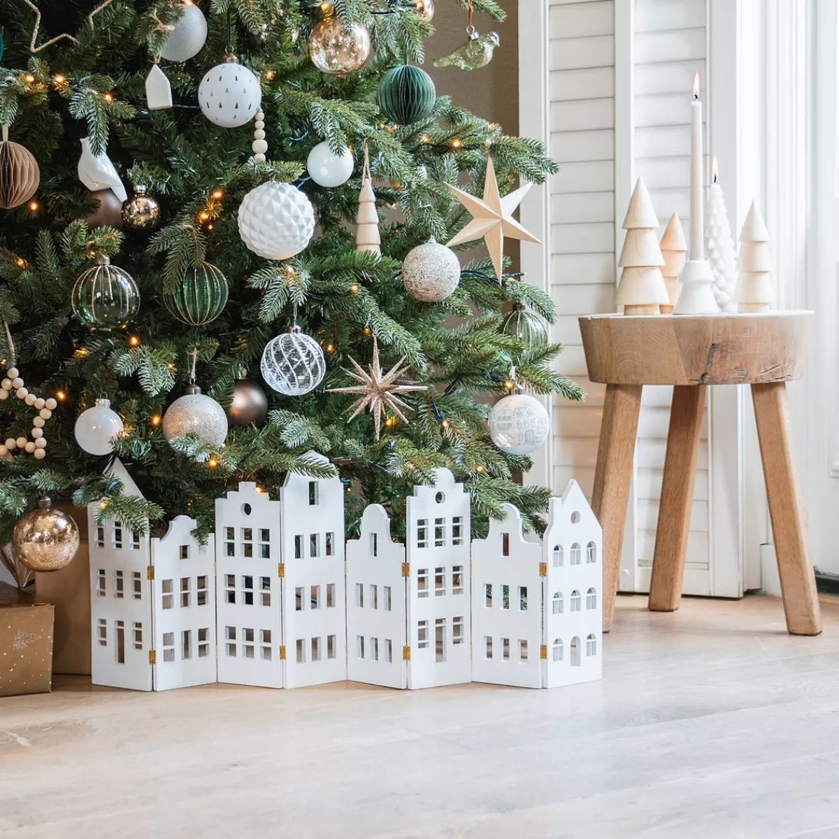 Discount It's all about Christmas Houten Huisjesrij Met Gouden Scharniertjes