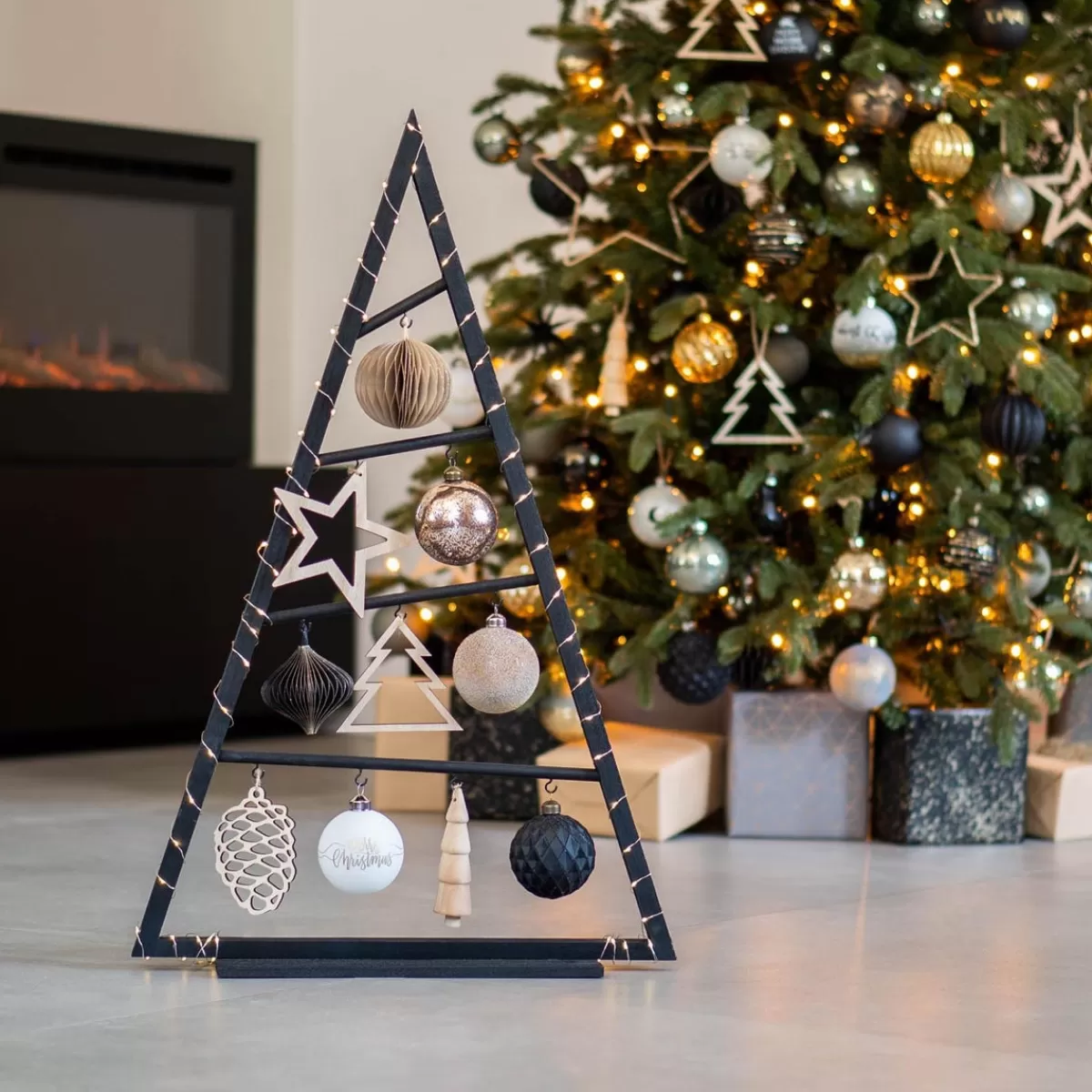 Best It's all about Christmas Houten Kerstboomframe | Zwart | 80 Cm