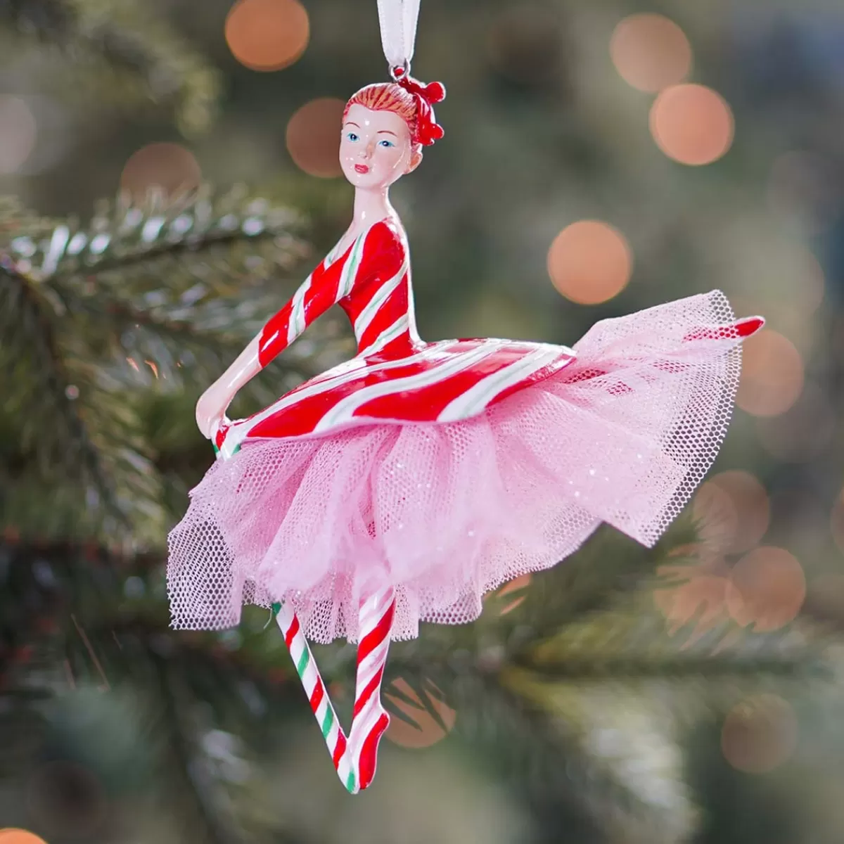 Clearance It's all about Christmas Kersthanger Ballerina Met Zuurstok | Polyresin | 16cm